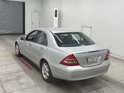 Mercedes-Benz C CLASS  с аукциона в Японии