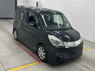 Mitsubishi DELICA D2  с аукциона в Японии