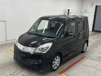 Mitsubishi DELICA D2  с аукциона в Японии