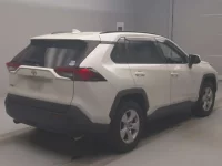 Toyota RAV4 лот № 80507 оценка 4  с аукциона в Японии 1