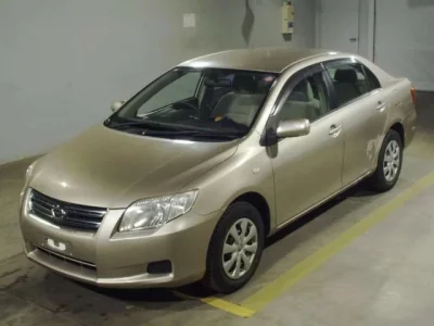 Toyota COROLLA AXIO  с аукциона в Японии