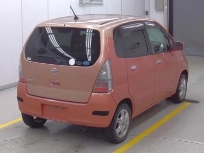 Nissan MOCO  с аукциона в Японии