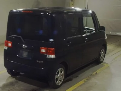 Daihatsu TANTO  с аукциона в Японии