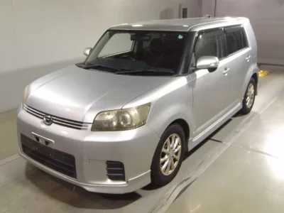 Toyota COROLLA RUMION  с аукциона в Японии