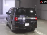 Mitsubishi DELICA D5 лот № 70026 оценка 3.5  с аукциона в Японии 1