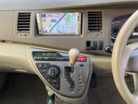 Toyota ISIS лот № 90201 оценка R  с аукциона в Японии 7