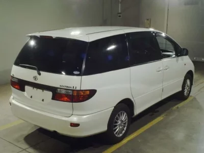 Toyota ESTIMA  с аукциона в Японии