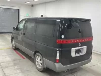 Nissan ELGRAND лот № 90211 оценка 3.5  с аукциона в Японии 1