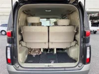 Nissan ELGRAND лот № 90211 оценка 3.5  с аукциона в Японии 7