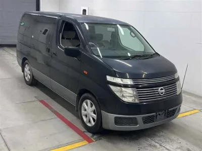 Nissan ELGRAND  с аукциона в Японии