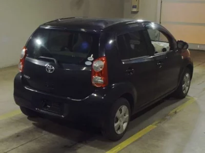 Toyota PASSO  с аукциона в Японии