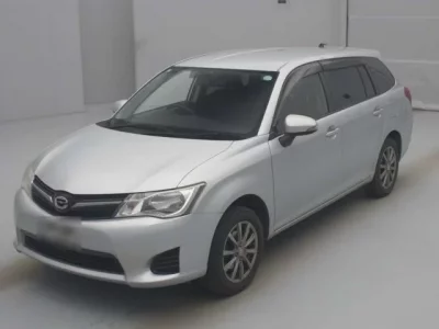 Toyota COROLLA FIELDER  с аукциона в Японии
