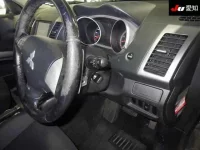 Mitsubishi OUTLANDER лот № 70058 оценка 3.5  с аукциона в Японии 4