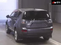 Mitsubishi OUTLANDER лот № 70058 оценка 3.5  с аукциона в Японии 1