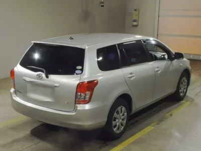 Toyota COROLLA FIELDER  с аукциона в Японии