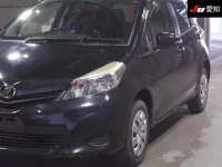 Toyota VITZ лот № 70066 оценка R  с аукциона в Японии 6