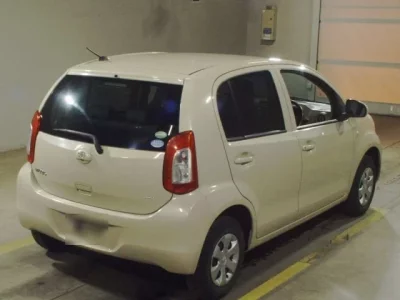 Toyota PASSO  с аукциона в Японии