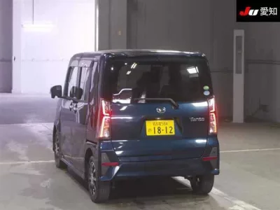 Daihatsu TANTO  с аукциона в Японии