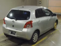 Toyota VITZ лот № 7158 оценка 3  с аукциона в Японии 1