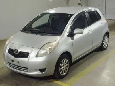 Toyota VITZ  с аукциона в Японии