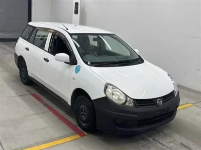 Nissan AD  с аукциона в Японии