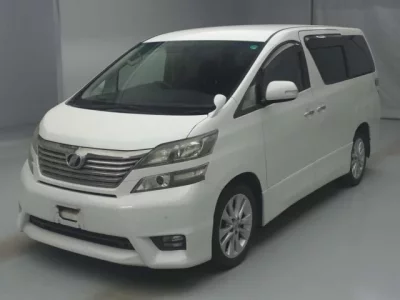 Toyota VELLFIRE  с аукциона в Японии