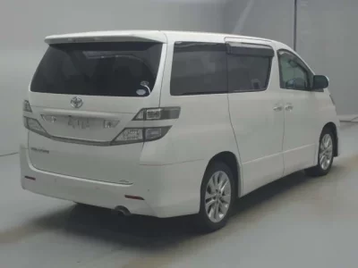 Toyota VELLFIRE  с аукциона в Японии