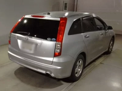 Honda STREAM  с аукциона в Японии