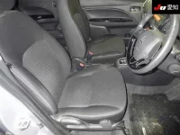 Mitsubishi MIRAGE лот № 70084 оценка 3.5  с аукциона в Японии 5