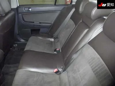 Mitsubishi GALANT FORTIS