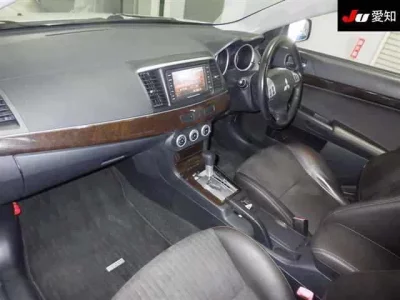 Mitsubishi GALANT FORTIS