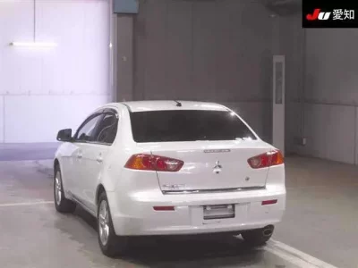 Mitsubishi GALANT FORTIS