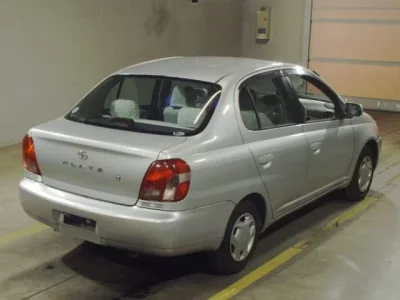 Toyota PLATZ