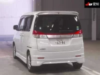 Mitsubishi DELICA D2 лот № 70088 оценка 4  с аукциона в Японии 1