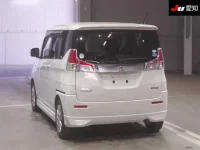 Mitsubishi DELICA D2 лот № 70089 оценка 4  с аукциона в Японии 1