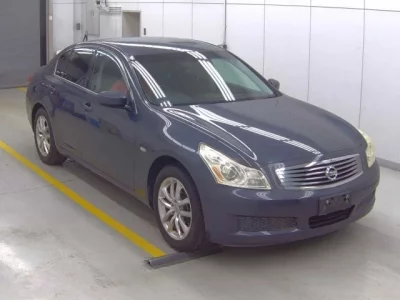 Nissan SKYLINE  с аукциона в Японии