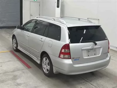 Toyota COROLLA FIELDER  с аукциона в Японии