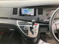 Toyota ISIS лот № 60048 оценка 4  с аукциона в Японии 7