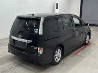 Toyota ISIS лот № 60048 оценка 4  с аукциона в Японии 4