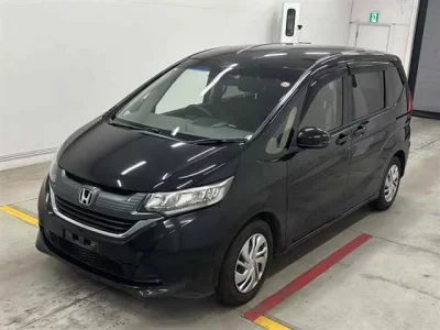 Honda FREED  с аукциона в Японии
