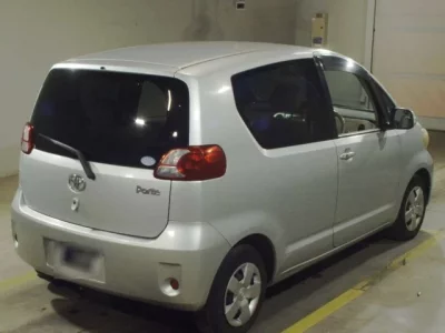 Toyota PORTE  с аукциона в Японии