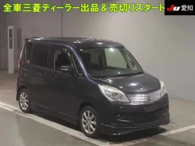 Mitsubishi DELICA D2