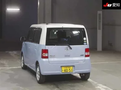 Toyota PIXIS SPACE  с аукциона в Японии