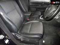 Mitsubishi OUTLANDER PHEV лот № 70116 оценка 3.5  с аукциона в Японии 5