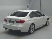 BMW 3-Series лот № 70005 оценка 4  с аукциона в Японии 1