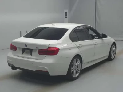 BMW 3-Series  с аукциона в Японии