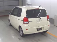 Toyota PORTE лот № 4070 оценка 4  с аукциона в Японии 1