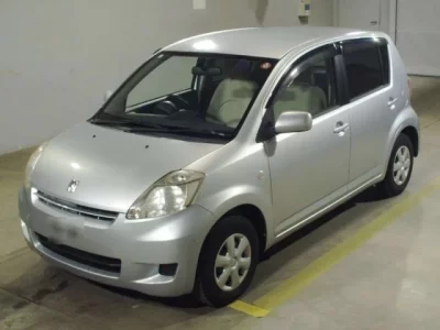 Toyota PASSO  с аукциона в Японии