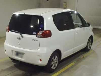 Toyota PORTE  с аукциона в Японии