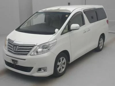 Toyota ALPHARD  с аукциона в Японии